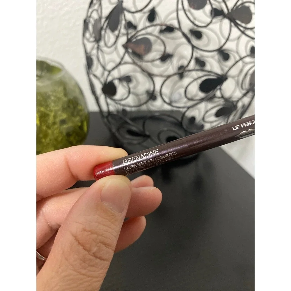 Laura Mercier Lip‎ Pencil  0.05oz/1.49g New Grenadine Lip Liner